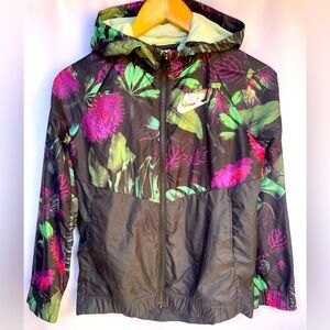 Nike Girls Windrunner Jacket Youth Size Large, Black Floral Windbreaker Full Zip